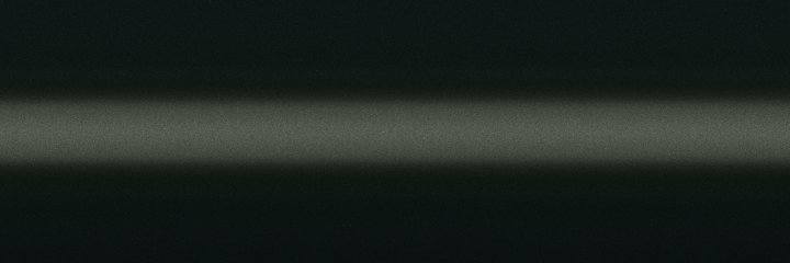 BMW Frozen Deep Green II Metallic C7L color swatch